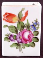 Herendi gyufatartó, kézzel festett, jelzett, apró hajszál repedés, h:6 cm