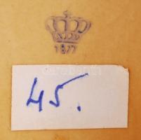 9 db porcelán figura és egy váza, jelzettek, egyik sérült a többi hibátlan, 8-27 cm