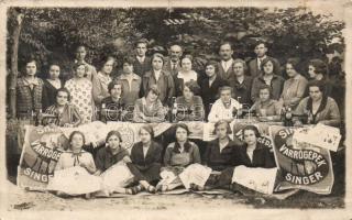 Singer varrógép, photo / Singer sewing machine, photo (fl)