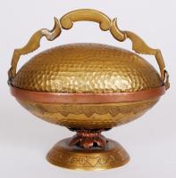 Tojás alakú, sárga- és vörösréz, füles dobozka (egy helyen javítva) /  Brass and copper box (repaired), 14x10x9cm