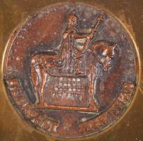 "Budapest Szent István" feliratú, domborműves, vörös- és sárgaréz, és egy áttört díszítésű...