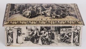 Kis doboztétel: 2db fadoboz, az egyik kézzel vésett és festett (sérült), valamint egy domborműves fé...