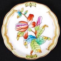 Viktória mintás, kézzel festett és aranyozott, jelzett Herendi tálka /  Hand painted gold plated tiny Herendi bowl, d: 8cm