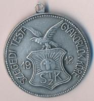 1912. "Szegedi Testgyakorlók Köre" fém emlékérem (35mm) T:2