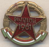 1961. "Díszszemle" zománcozott jelvény T:1