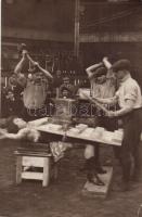 German female 'strongman' on bed of nails, photo (EK)