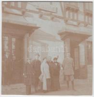 cca 1910, Tátraszéplak Vasútállomás, kartonlapra kasírozott ff fotó, 8x8cm