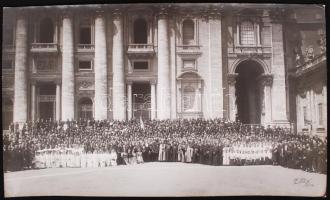 1920-1930 Római zarándoklaton részt vett magyarok csoportképe (kutatásra érdemes), 29x48,5cm