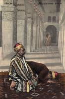 Muslim folklore, praying