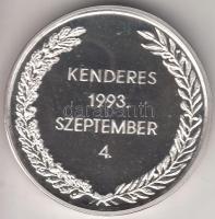 1993. "Kenderes 1993. szeptember 4." Horthy Miklós és feleségének újratemetése emlékére Ag emlékérem (32.41g/0.925/40mm) T:PP Csak 2000db! Tanúsítvánnyal dísztokban.