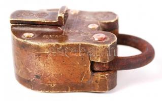 cca 1930 "HONESTY" sárgaréz lakat (kulcs nélkül) / 
Vintage brass lock (without key), 7,5x...