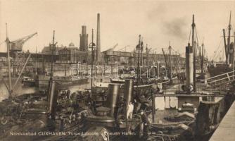Cuxhaven, torpedo boats in the new harbor