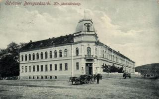 Beregszász court