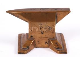 Órás, réz mini üllő 5,5cm magas