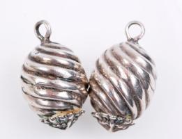 2 db ezüst (Ag.) pitykegomb, jelzett, nettó: 18 g, m:3,5 cm