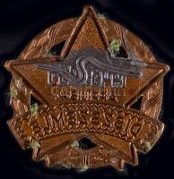 1955. "Díszszemle Április 4." zománcozott jelvény tű nélkül T:2