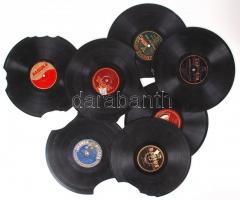 1931-1934 His Master's Voice 101 típusú hordozható gramofon 1db ép és több sérült lemezzel, kül...