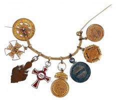 ~1930. Frakklánc a következő kitüntetések miniatűrjeivel: "1898. Jubileumi Emlékérem" + &q...