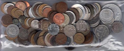 Vegyes magyar és külföldi fémpénz tétel 450g súlyban T:vegyes