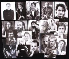 Bóka Gábor : Színházi interjú c. könyvéhez készült  színészportrék  19 db + 7 db színészfotó más alkotóktól. Kaszás Gergő Balkó Tamás, Meczner János, Kapás Dezső stb.