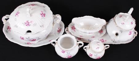 cca 1925-1950 Virágmintás, aranyozott szegélyű, pajzspecsétes Zsolnay készlet 8 darabja: levesestál,...