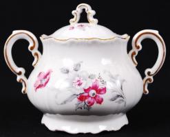 cca 1925-1950 Virágmintás, aranyozott szegélyű, pajzspecsétes Zsolnay készlet 8 darabja: levesestál,...