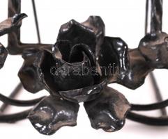 Rózsákkal díszített, kovácsoltvas képkeret / 
Wrought iron picture frame, 20x22cm