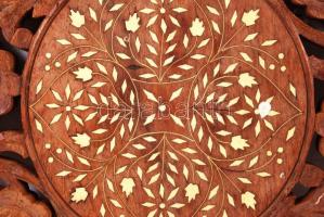 Kézzel faragott fa falidísz bakelitberakással / 
Hand made wooden wall plate with bakelite inlay, d:...