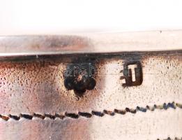 1872-1922 Ezüst (Ag) tégely, 800/1000 tisztaságú, bécsi "dianás" jelzéssel, cizellált dísz...