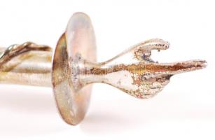 Ezüst (Ag) tóramutató, 1878-as, 84 zolotniki (875/1000) tisztaságú, orosz jelzéssel, korallal / 
Sil...