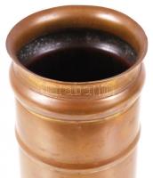 1945 A második világháború befejezésének emlékéül angol és amerikai katonák által gravírozott réz tö...