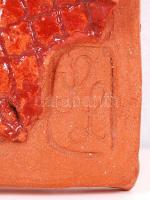 Női fej lepelben, jelzett (L.L) iparművész fali kép, kis lepattanással, 15×9 cm