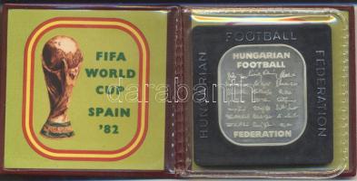 1982 "FIFA-Football VB Spanyolország" Ag szögletes emlékérem (35g/0.925/35x40mm) T:PP eredeti csomagolásban, tanúsítvánnyal, csak 3000db!