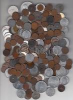 Vegyes pengő és fillér fémpénz tétel, néhány külföldi darabbal (0,66kg) T:vegyes
