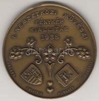 1938. "I. Nemzetközi Műv. Fénykép kiállítás-Tatatóváros" nagyalakú bronzplakett T:2