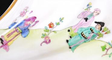 Kínai figurális jelenetekkel díszített, kagyló formájú, kézzel festett, aranyozott, jelzett Herendi ...