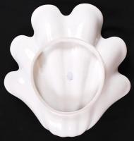 Kínai figurális jelenetekkel díszített, kagyló formájú, kézzel festett, aranyozott, jelzett Herendi ...