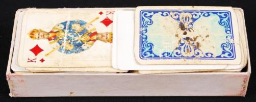 Piatnik & Söhne Wien kártya készlet, kopott lapokkal és pótolt lapokkal, eredeti tokjában