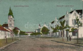 Kiskunfélegyháza, Kossuth Lajos utca, templom, Tóth György üzlete (fa)