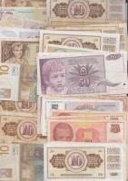 100db vegyes jugoszláv bankjegy T:vegyes 100 pcs of mixed Yugoslav banknotes C:mixed