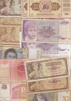 100db vegyes jugoszláv bankjegy T:vegyes
100 pcs of mixed Yugoslav banknotes C:mixed