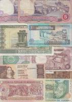 33db vegyes afrikai bankjegy T:I-III-
33 pcs of mixed modern African banknotes C:Unc-VG