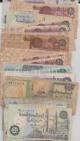 41db vegyes egyiptomi bankjegy T:vegyes 41 pcs of mixed modern Egyptian banknotes C:mixed