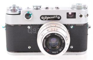 2 db orosz fényképezőgép, eredeti tokjukban