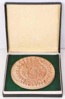 Rudabánya 1365 - 1965 emlékére kerámia érem. Díszdobozban. Jelzés nélküli
