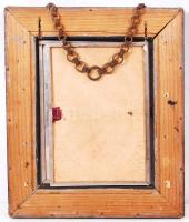 cca 1900 Antik hármas falitükör litografált képekkel, aranyozott fakeretben. A középső elem, illetve...