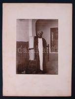 1893-1896 19db feliratozott keményhátú fotó Zanzibárból és Ugandából a zanzibári osztrák-magyar konz...