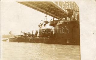 Bau des ungarischen U-Boots in Pola foto AK