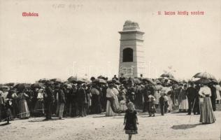 Mohács rendezvény II. Lajos király szobránál