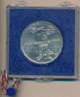 1975. 200Ft Ag "Felszabadulás" T:BU Eredeti plombált MNB plasztiktokban